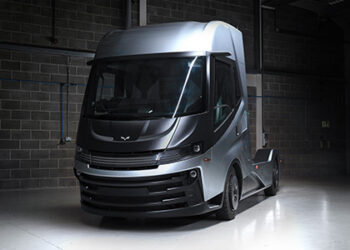 Hydrogen-Electric Commercial Vehicle