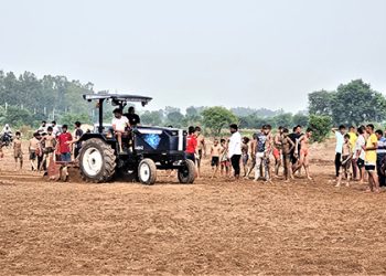 AutoNxt’s electric tractor X45H2