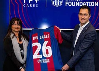 TPV Cares FC Barca Signing Stefan van Sabben + Victoria Orellana