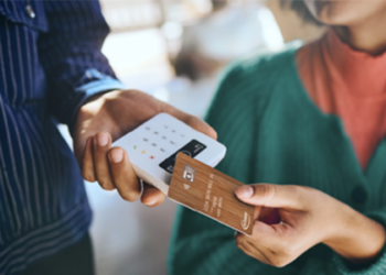 SECORA Pay Green wooden card
